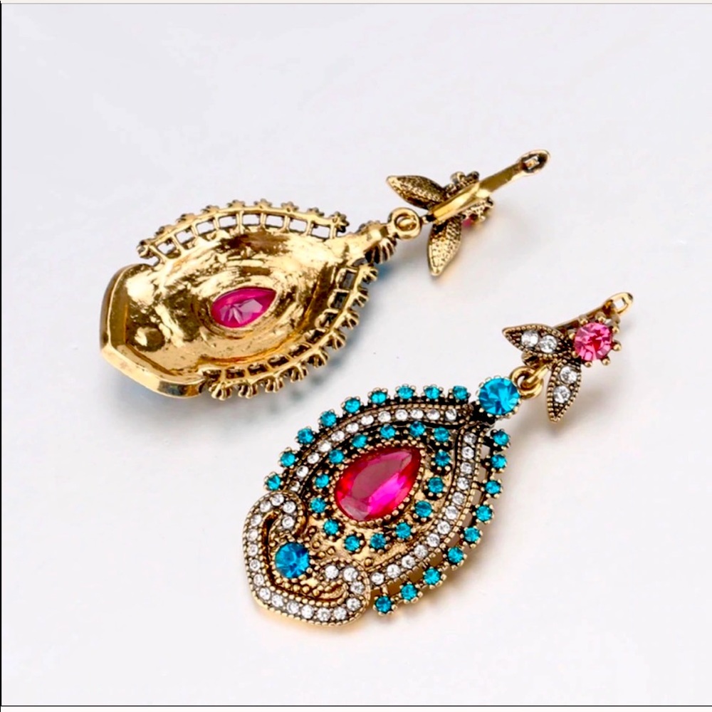 💗🍃🌿BOHO Ornate Jeweled Ceremonial Earrings🌿🍃 - Picture 2 of 4